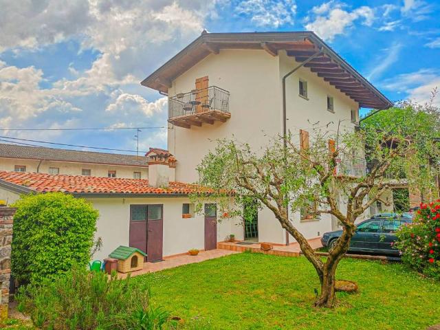 Villa Indipendente in vendita a Romans D'isonzo, Friuli-Venezia Giulia