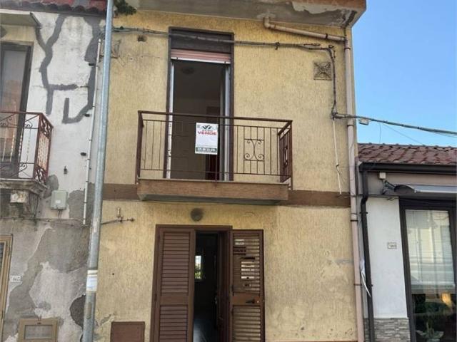 Villa Indipendente in vendita a Due Torri, Rometta