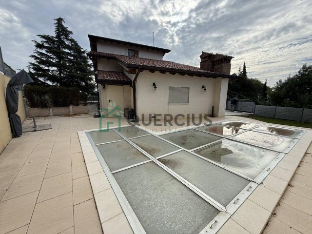 Villa Indipendente in vendita a Roncà, Veneto