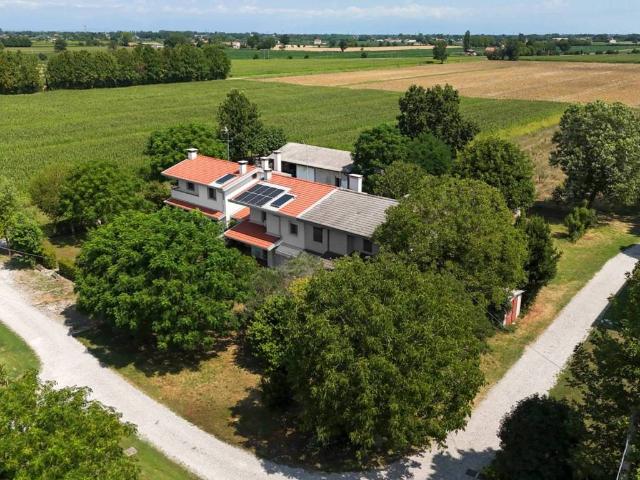 Villa Indipendente in vendita a Roncade, Veneto
