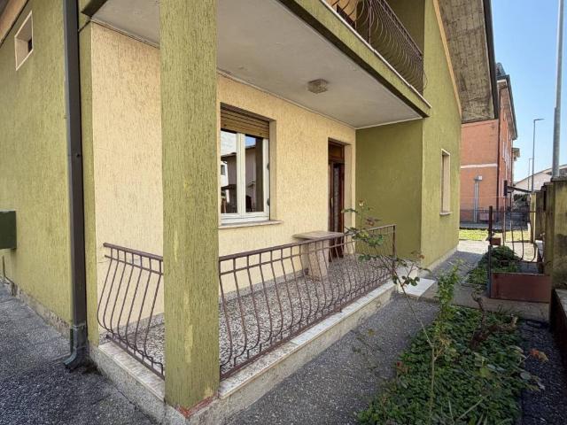 Villa Indipendente in vendita a Roncadelle, Lombardia