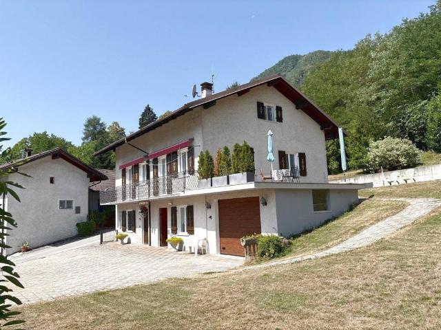 Villa Indipendente in vendita a Comunità Valsugana e Tesino, Roncegno