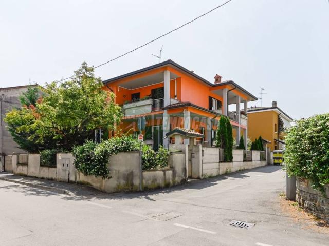 Appartamento in vendita a Roncello
