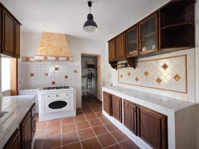 Villa Indipendente in vendita a Ronciglione, Lazio
