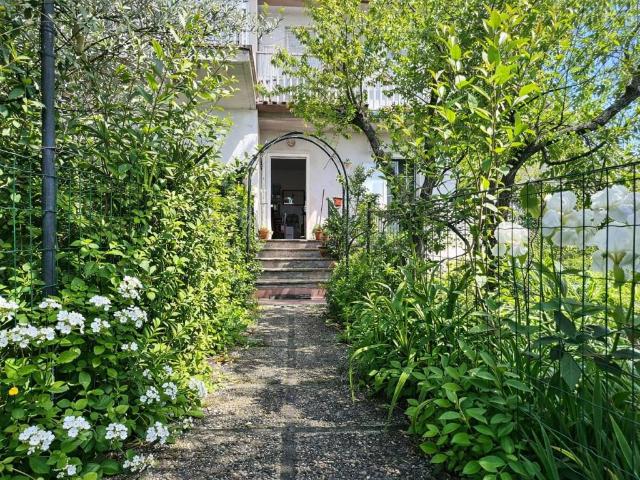 Villa Indipendente in vendita a Ronciglione, Lazio