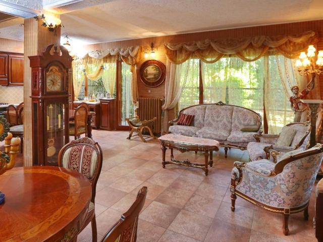 Villa Indipendente in vendita a Punta del Lago, Ronciglione