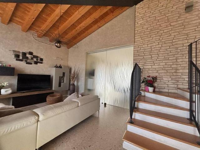 Villa Indipendente in vendita a Ronco All'adige, Veneto