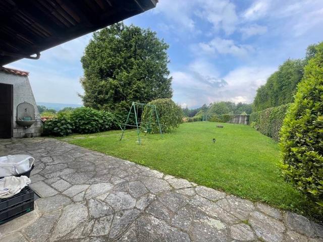 Villa Indipendente in vendita a Piemonte, Biella