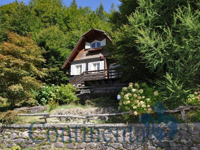 Villa Indipendente in vendita a Comunità Montana della Valle Brembana, Roncobello