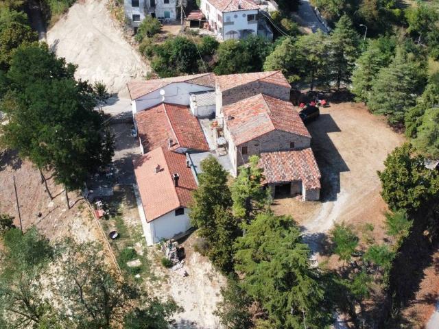 Villa Indipendente in vendita a Sasso, Roncofreddo