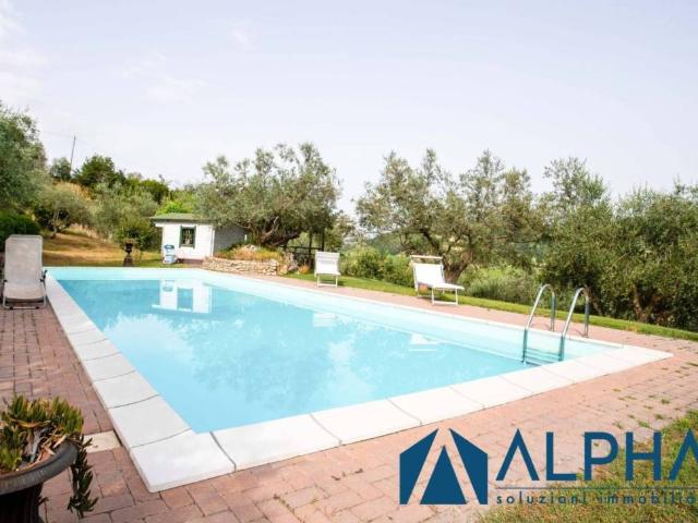 Villa Indipendente in vendita a Roncofreddo, Reggio Emilia