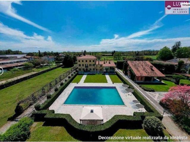 Villa Indipendente in vendita a Rosà, Veneto
