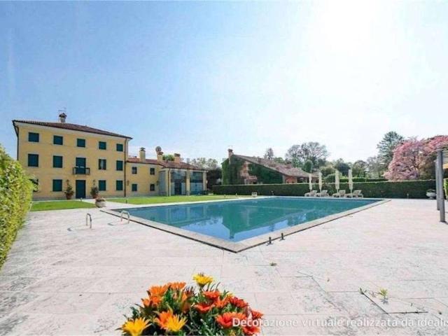 Villa Indipendente in vendita a Rosà, Veneto