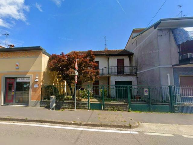 Villa Indipendente in vendita a Unione dei Comuni I Fontanili, Rosate