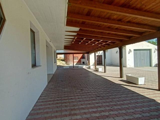 Villa Indipendente in vendita a Rosciano, Abruzzo