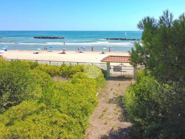 Villa Indipendente in vendita a Roseto Degli Abruzzi, Abruzzo