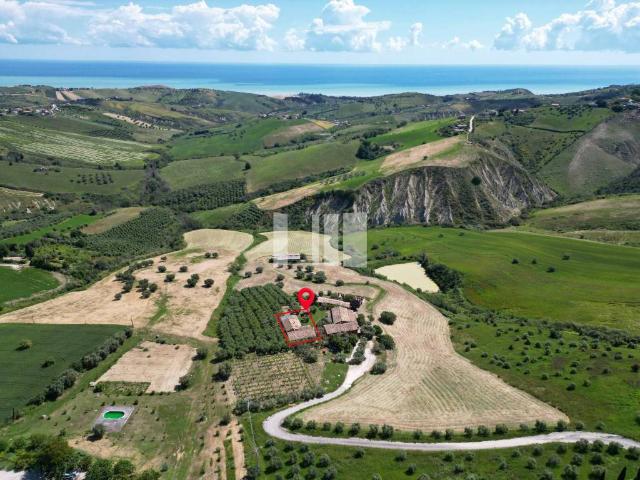 Villa Indipendente in vendita a Giammartino, Roseto Degli Abruzzi