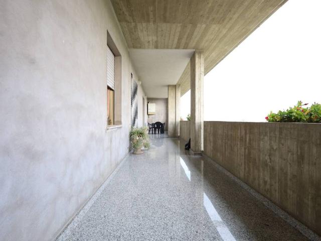 Villa Indipendente in vendita a Roseto Degli Abruzzi, Abruzzo