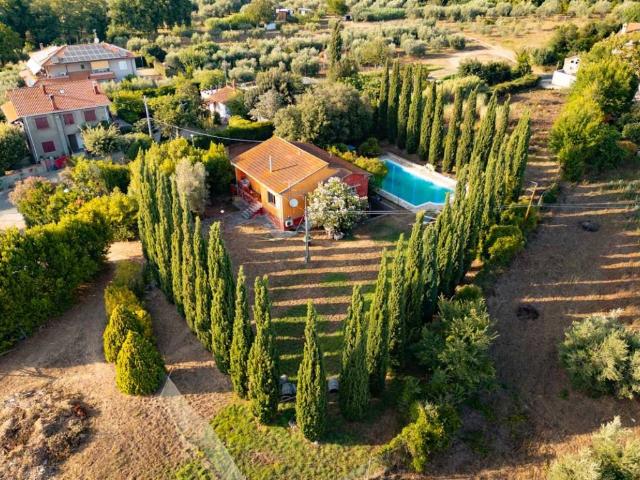 Villa Indipendente in vendita a Rosignano Marittimo, Toscana