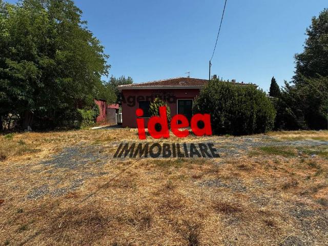Villa Indipendente in vendita a Rosignano Marittimo, Toscana