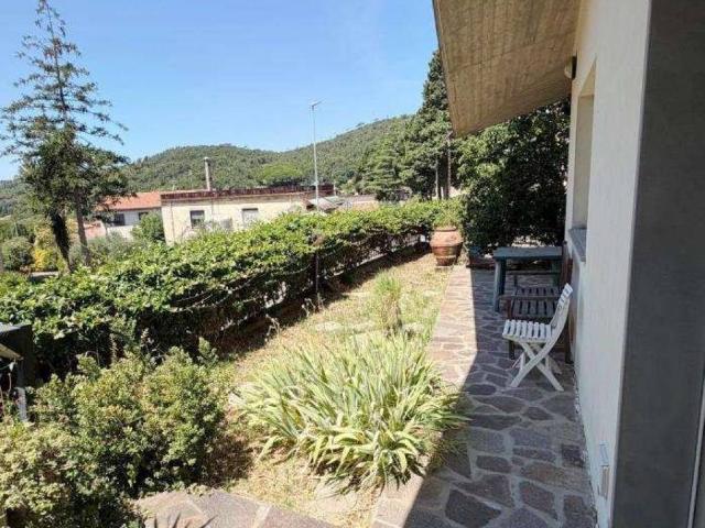 Villa Indipendente in vendita a Rosignano Marittimo, Toscana