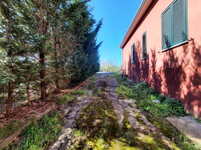 Villa Indipendente in vendita a Rosignano Marittimo, Toscana