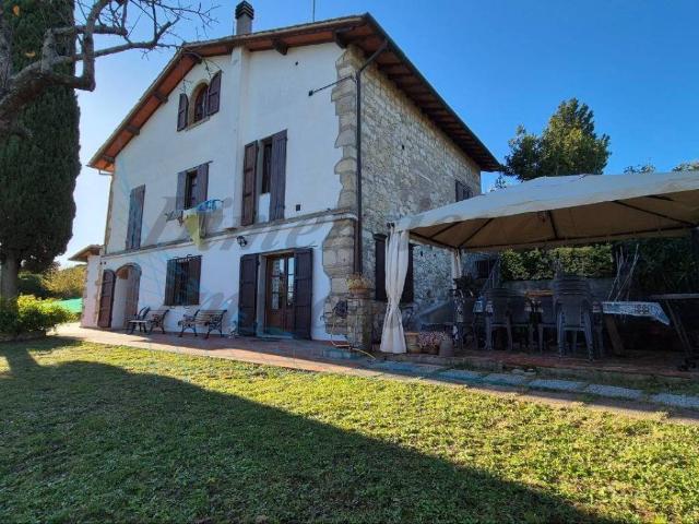 Villa Indipendente in vendita a Rosignano Marittimo, Toscana