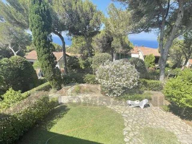 Villa Indipendente in vendita a Rosignano Marittimo, Toscana