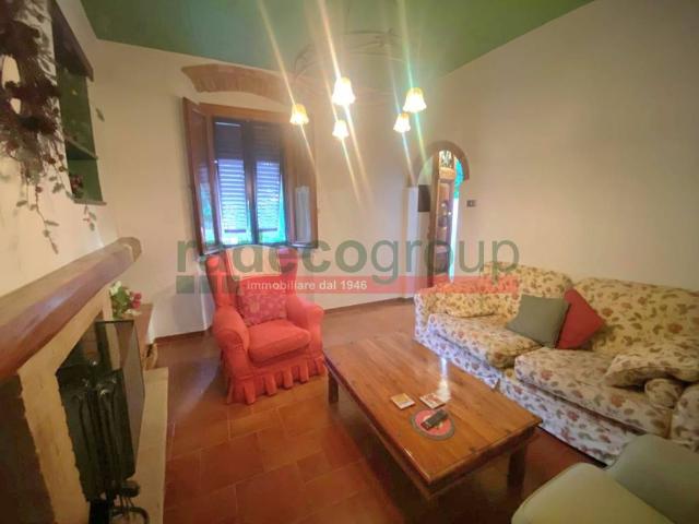 Villa Indipendente in vendita a Rosignano Marittimo, Toscana