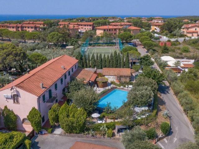 Villa Indipendente in vendita a Rosignano Marittimo, Toscana