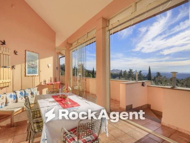 Villa Indipendente in vendita a Rosignano Marittimo, Toscana