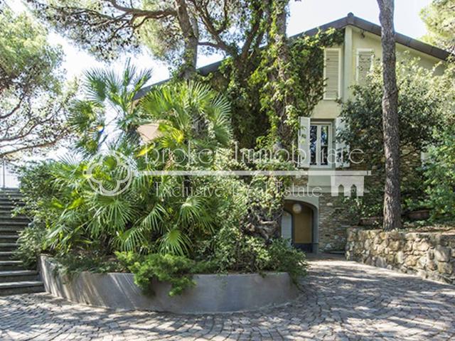 Villa Indipendente in vendita a Rosignano Marittimo, Toscana