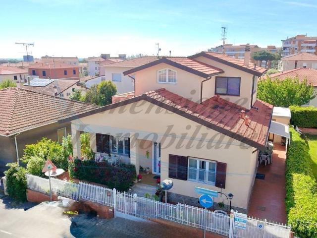 Villa Indipendente in vendita a Il Fondino, Rosignano Marittimo