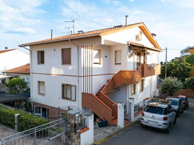 Villa Indipendente in vendita a Il Fondino, Rosignano Marittimo