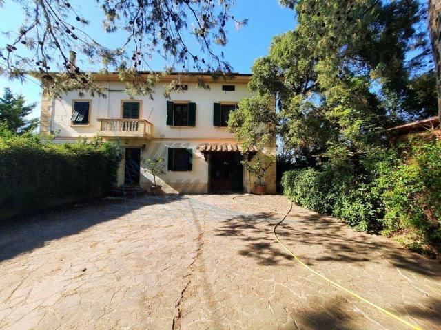 Villa Indipendente in vendita a Rosignano Marittimo, Toscana