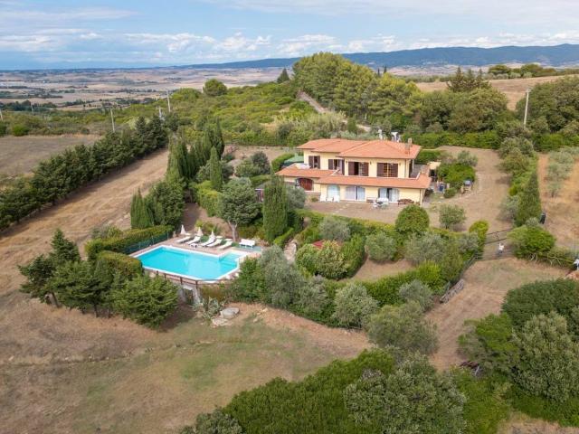 Villa Indipendente in vendita a Rosignano Marittimo, Toscana