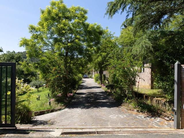 Villa Indipendente in vendita a Rosignano Marittimo, Toscana