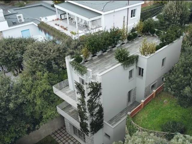 Villa Indipendente in vendita a Rosignano Marittimo, Toscana