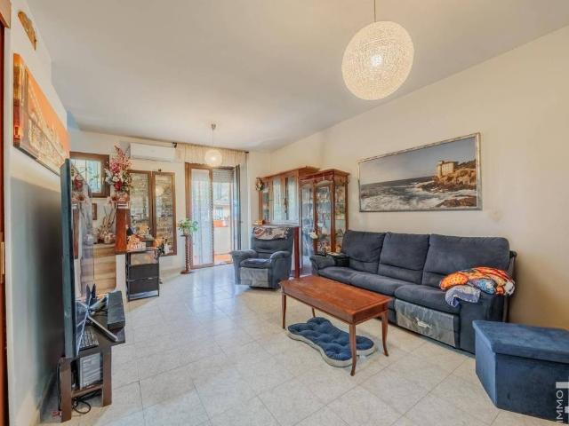 Villa Indipendente in vendita a Rosignano Marittimo, Toscana
