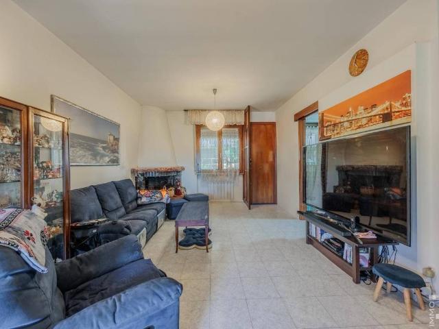 Villa Indipendente in vendita a Rosignano Marittimo, Toscana