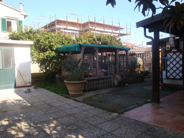 Villa Indipendente in vendita a Rosignano Marittimo, Toscana