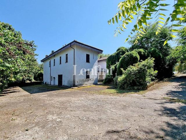Villa Indipendente in vendita a Piemonte, Alessandria
