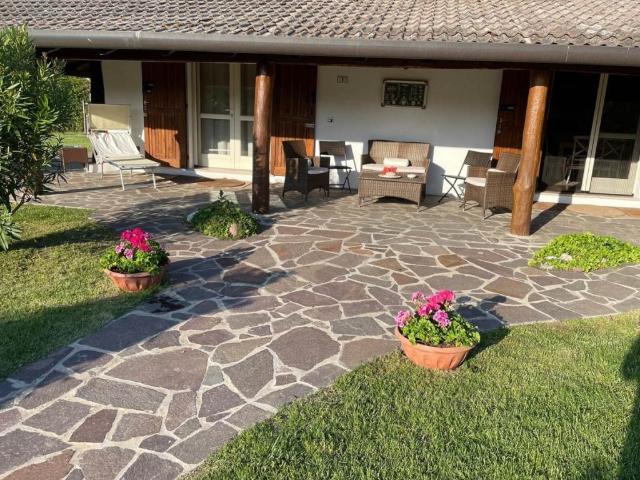 Villa Indipendente in vendita a Rosolina, Veneto