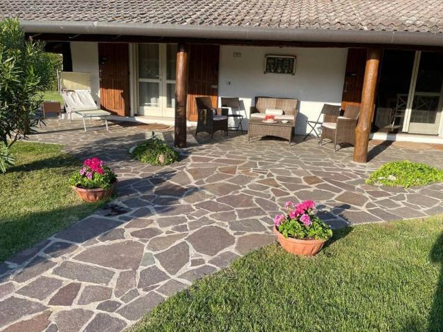 Villa Indipendente in vendita a Rosolina, Veneto