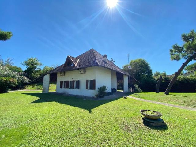 Villa Indipendente in vendita a Rosolina, Veneto