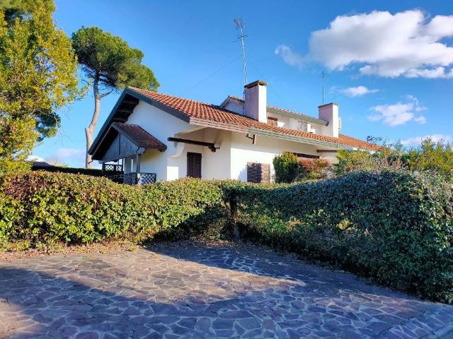 Villa Indipendente in vendita a Rosolina, Veneto