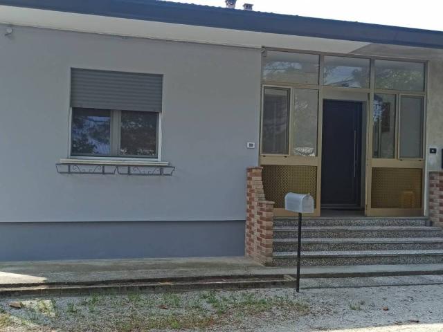 Villa Indipendente in vendita a Rosolina, Veneto