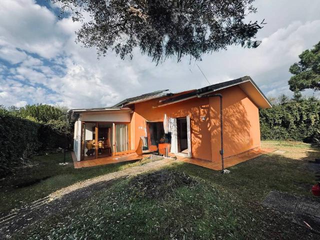 Villa Indipendente in vendita a Rosolina, Veneto