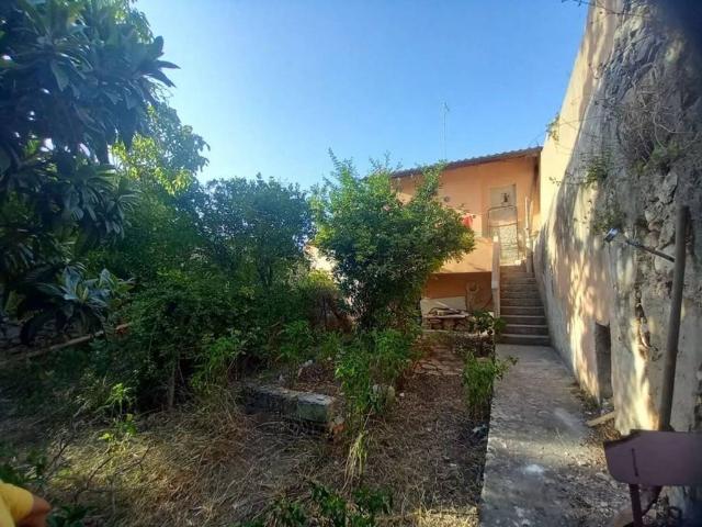 Villa Indipendente in vendita a Rosolini, Sicilia