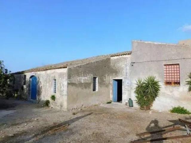 Villa Indipendente in vendita a Rosolini, Sicilia